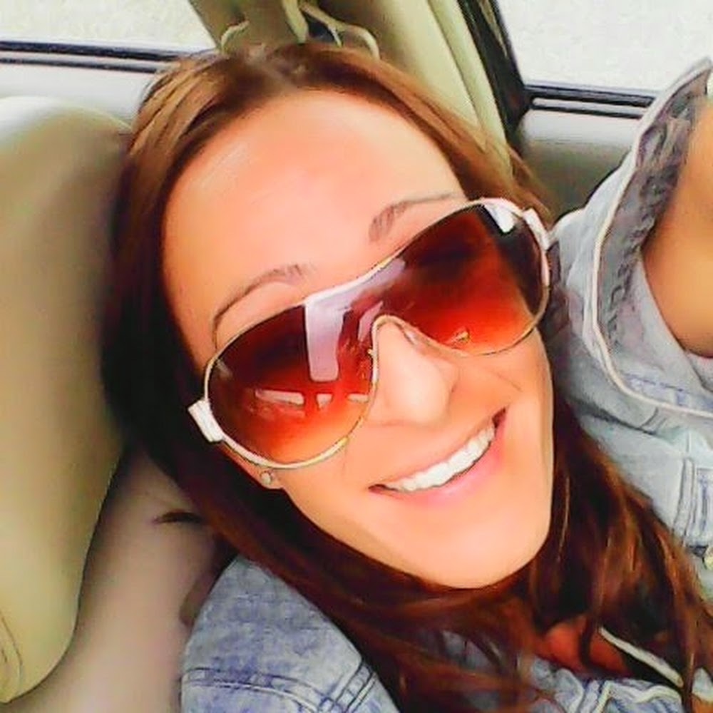 Meet your Posher, Becky